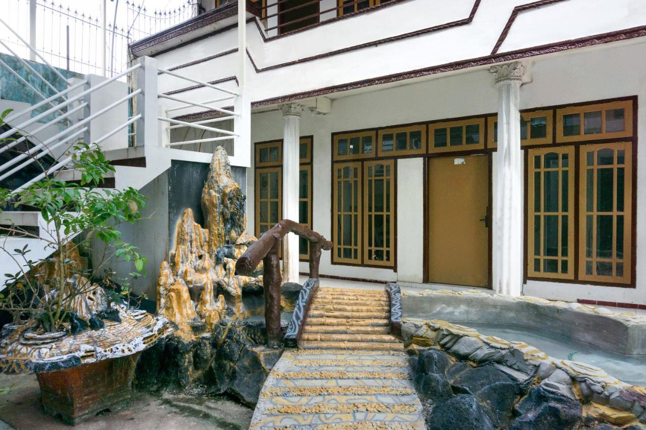 Hotel Reddoorz At Pujon Malang Batu  Exteriér fotografie