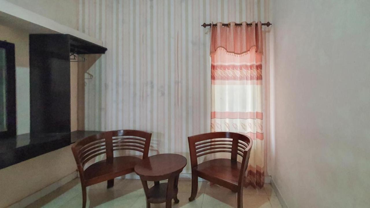 Hotel Reddoorz At Pujon Malang Batu  Exteriér fotografie