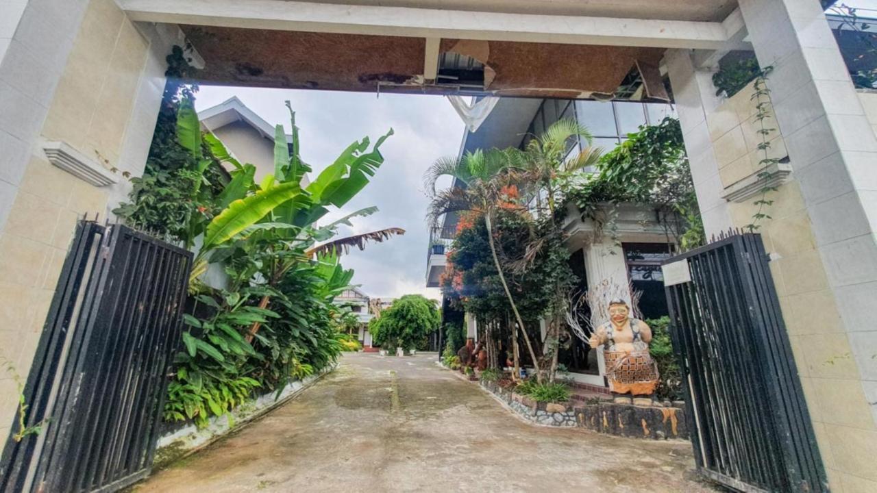 Hotel Reddoorz At Pujon Malang Batu  Exteriér fotografie